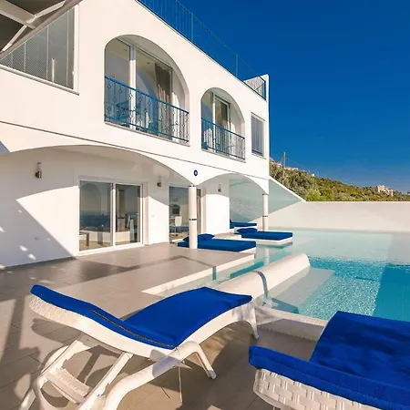 Dome Bianca Villa Kalkan